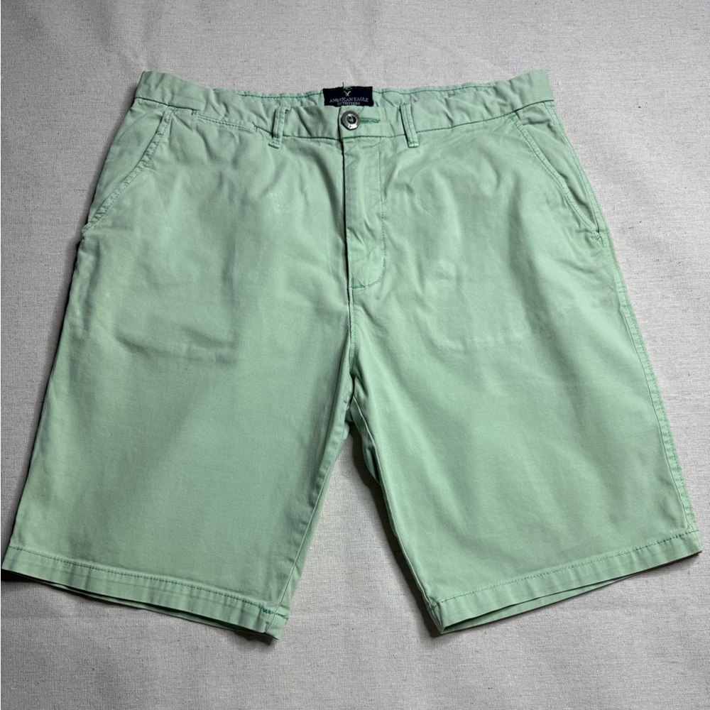 American Eagle Outfitters Men’s Mint Green Flat Front Chino Shorts SZ 33